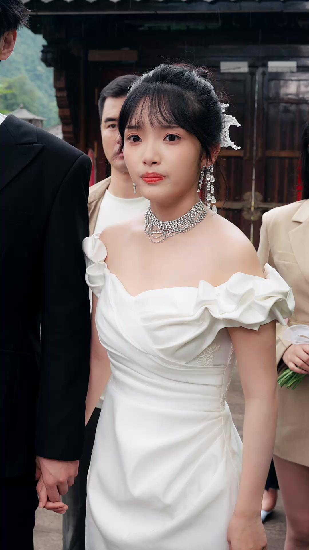 Tersamar Cinta Sang Miliarder