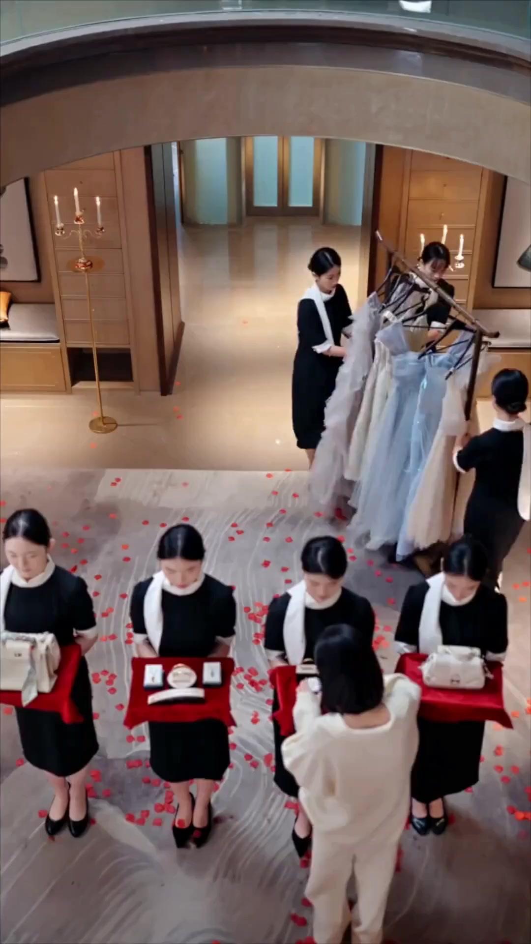 (Doppiaggio) Tra le Tue Braccia, Mi Curo