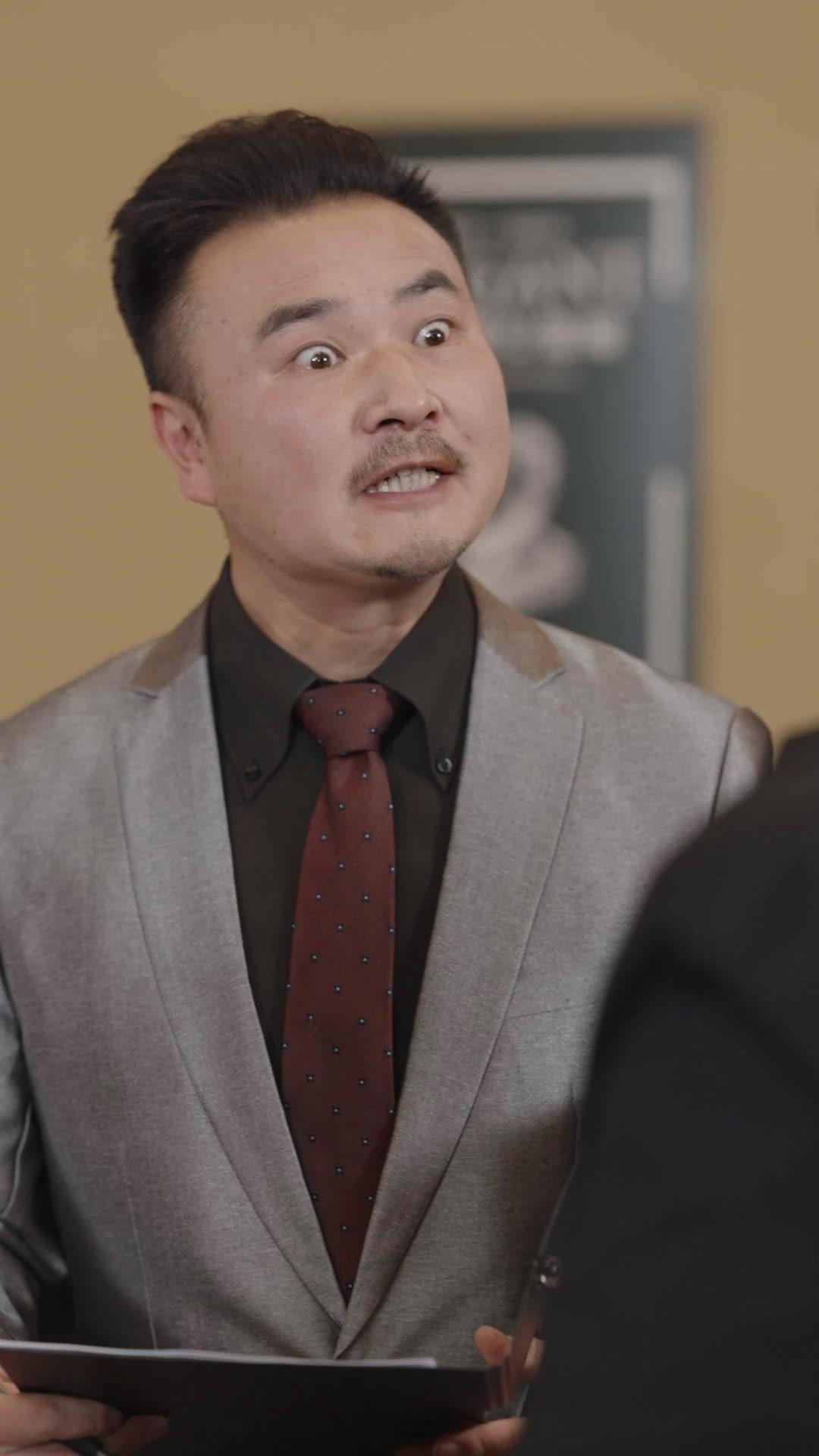 Aile Yemeğinde Masayı Devirdim