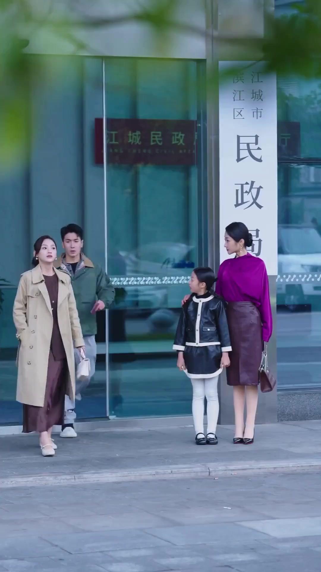 (Doblado) La niebla quedó, ella no