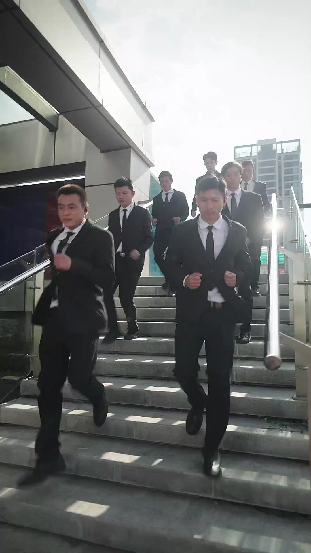 Hamil Manis: Dimanjakan Suami Bos Besar