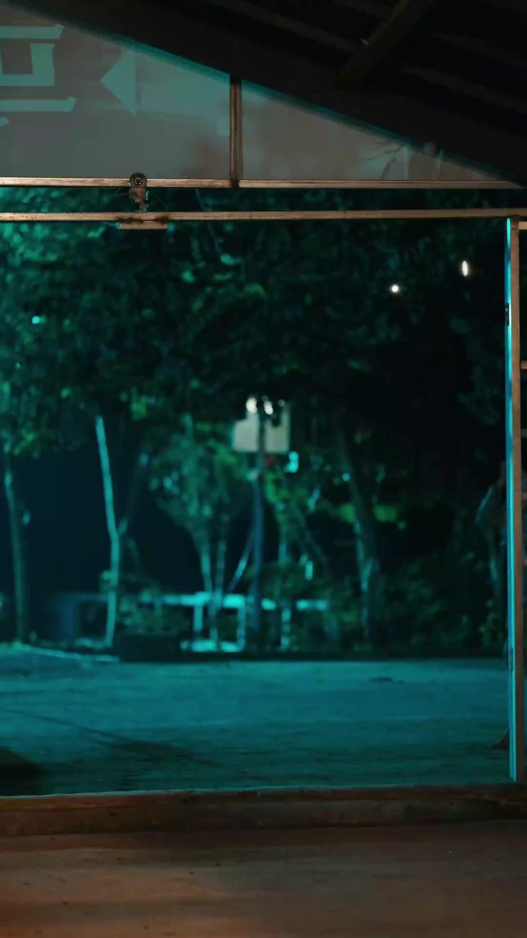 Cuando la noche tiembla