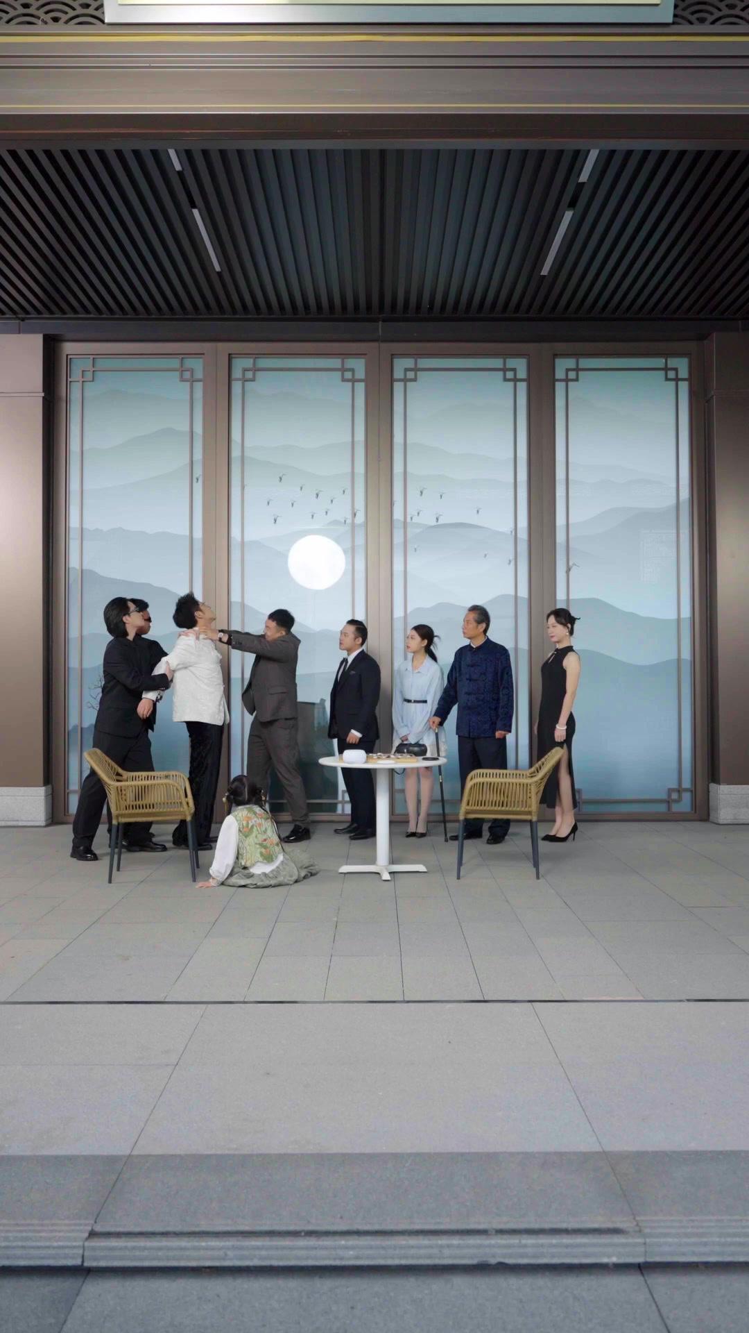 Si Jenius Catur Igo Berjari Emas