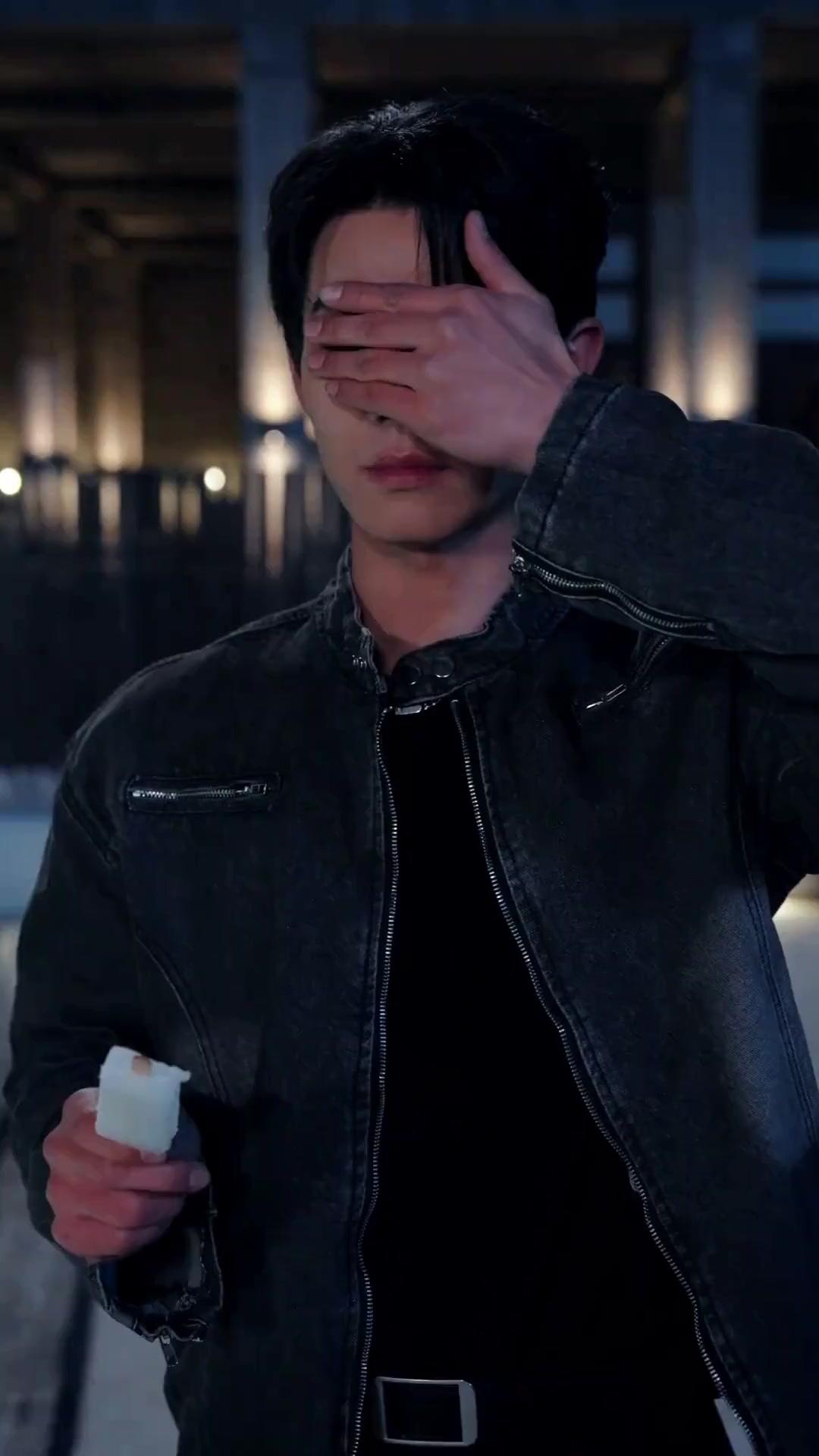 (Dublajlı) Karanlığın Efendisi