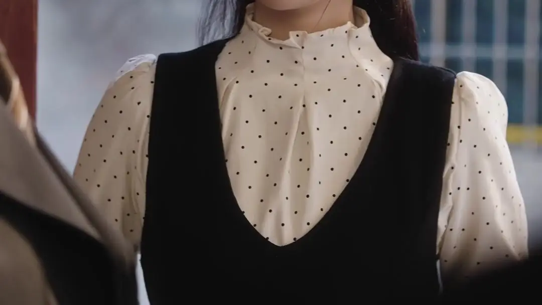 Three People, One Doorway, Infinite Tension