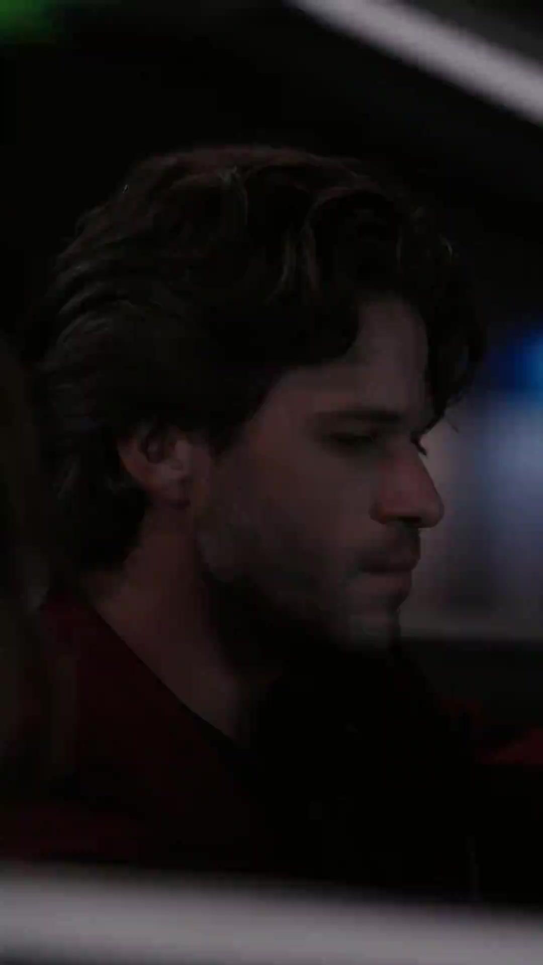 (Doublage)BRÛLÉS PAR L'AMOUR