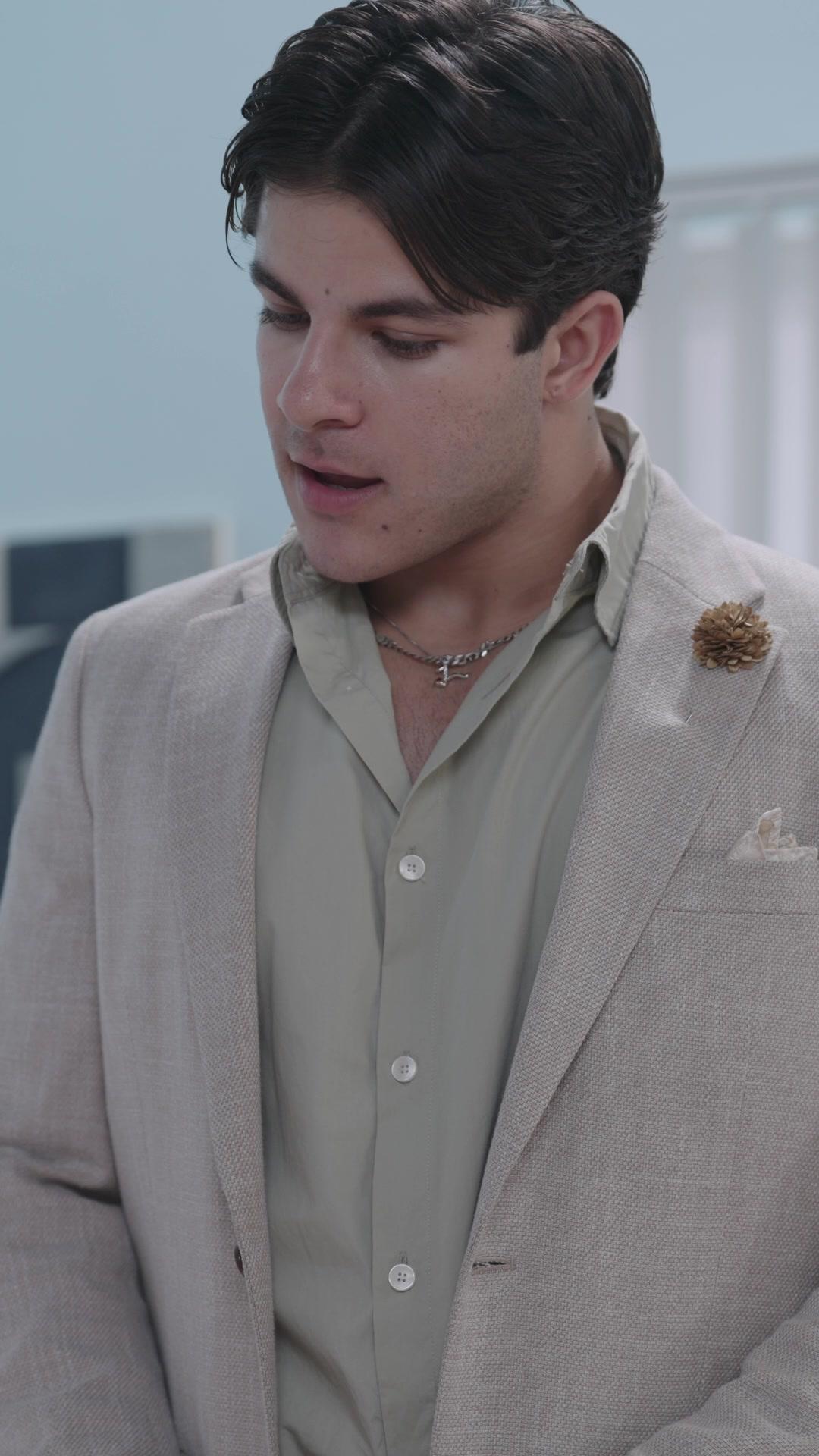 Obedéceme, hijo del presidente