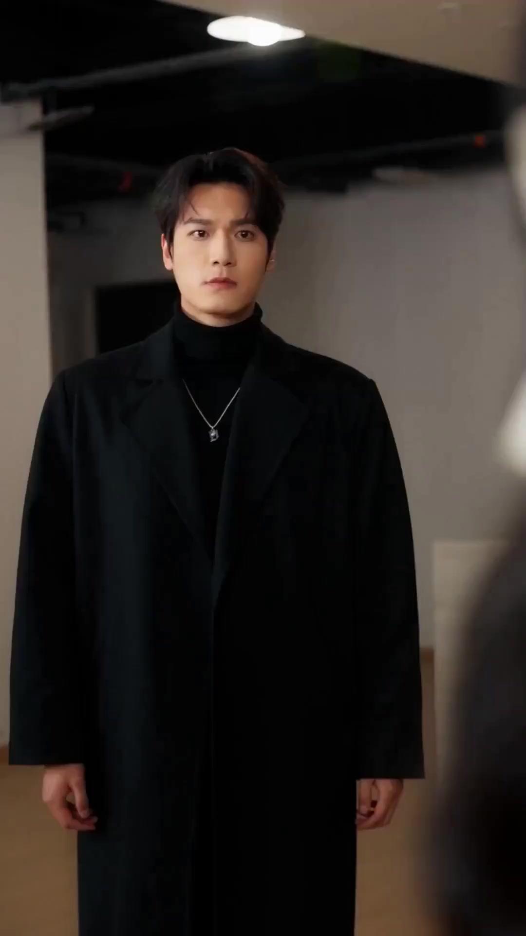 (Doblado) Mi jefe, mi amor