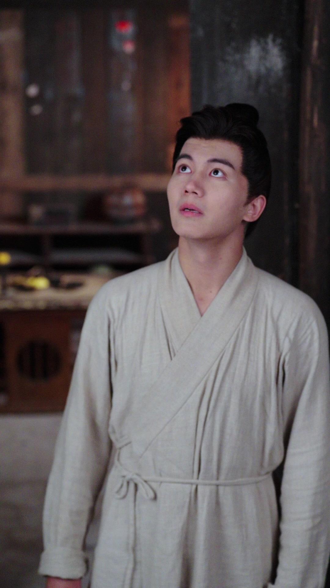 Calon Kaisar Tanpa Mahkotanya