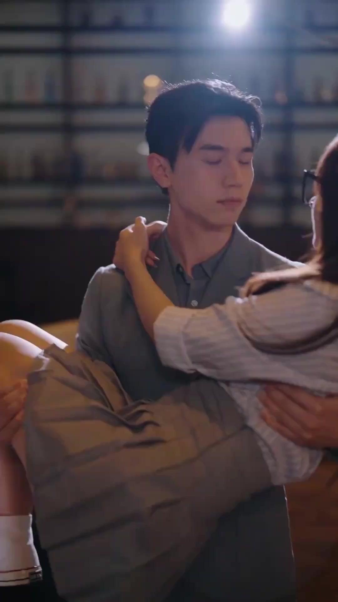 Identitas yang Terbongkar