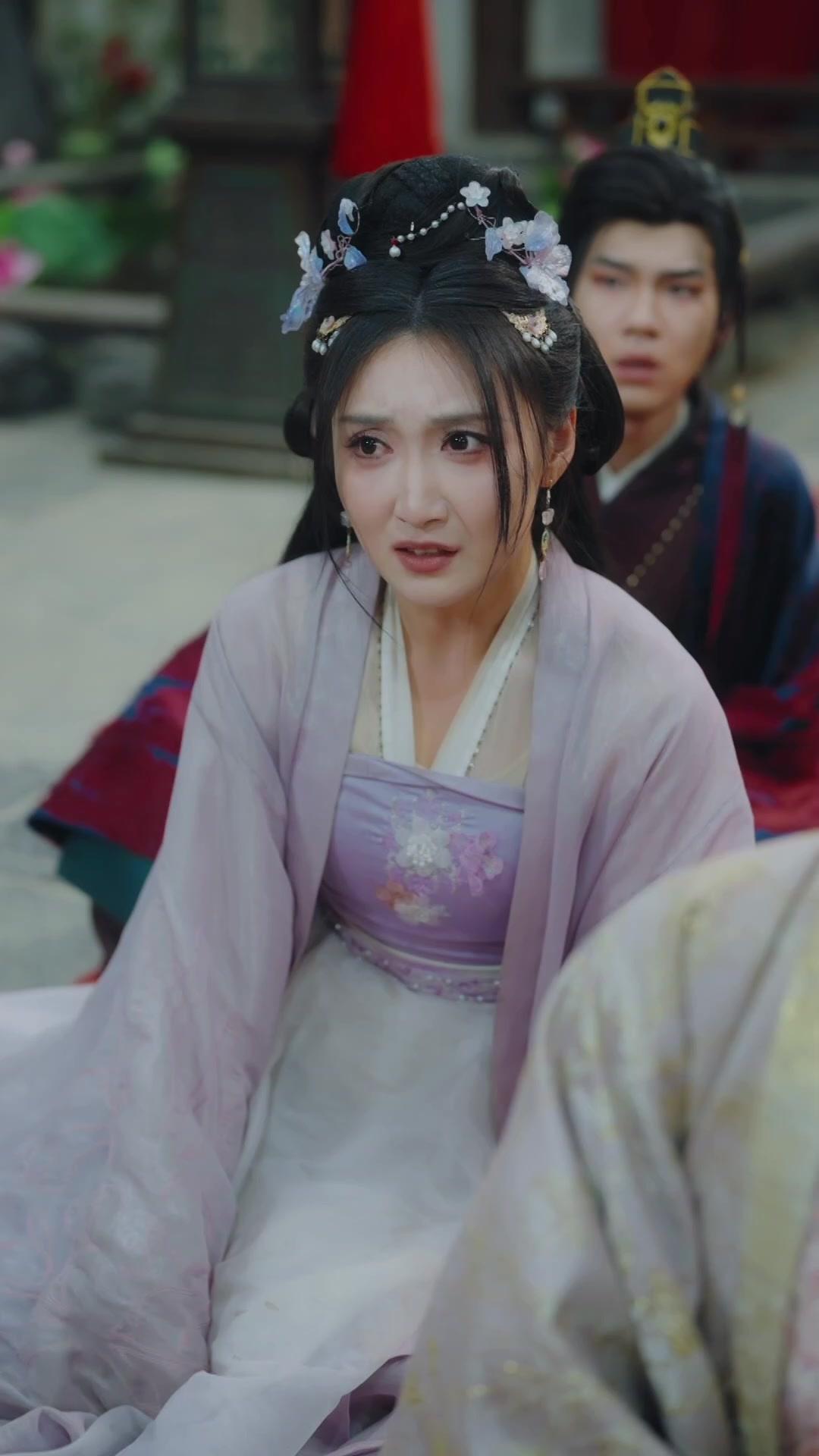 Tiada yang Tahu Identitasku