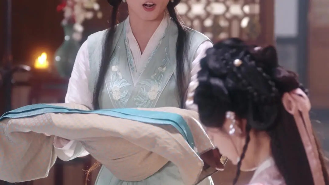 공주의 생존법 ep-1: 비단 속의 암초, 꽃잎 아래 숨은 칼