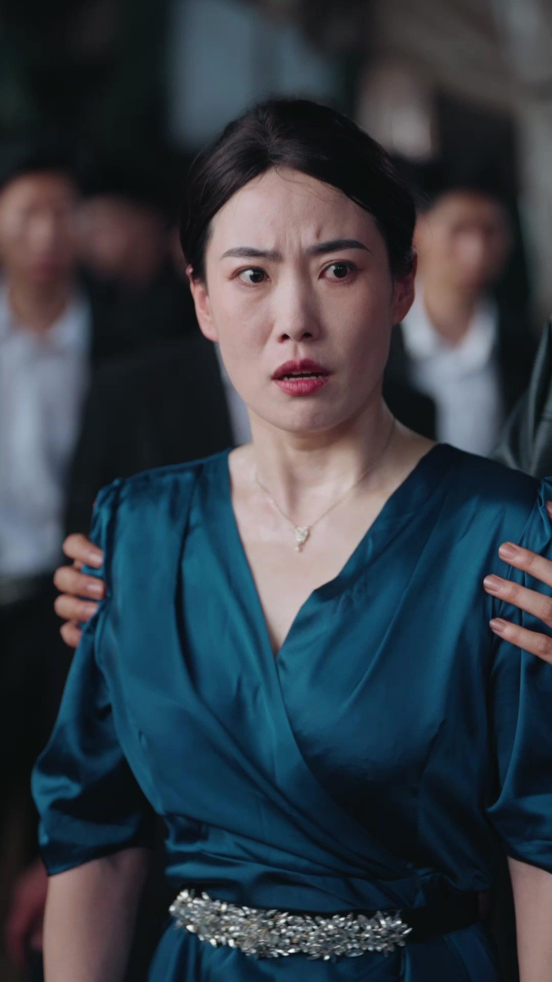 This Watermelon Guy… Is a Big Boss!