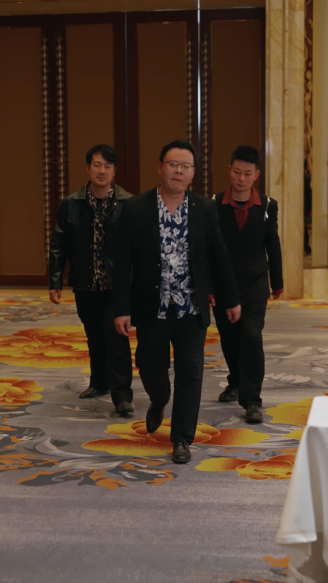 金錢的盡頭，是他們的下場