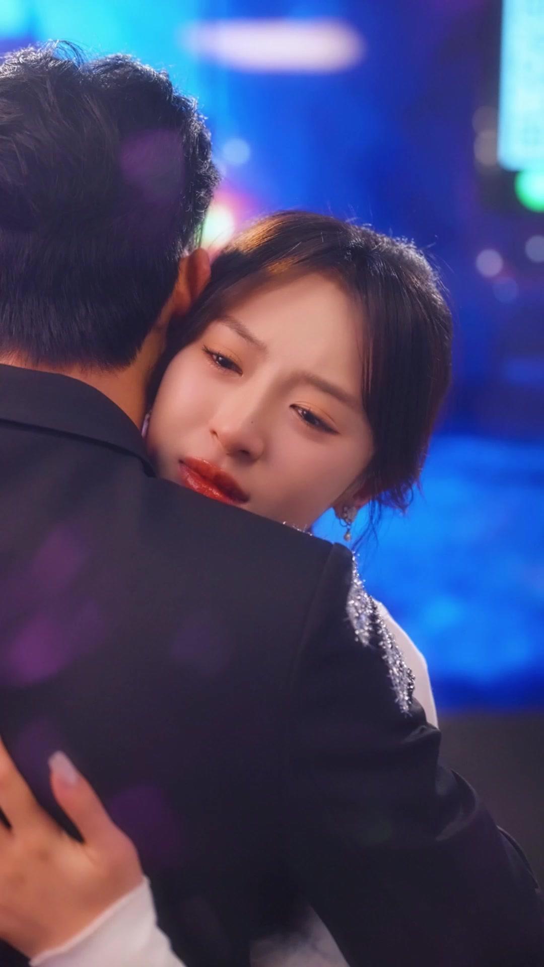 ผัวใหม่คลั่งรัก แฟนเก่าหน้าแหก