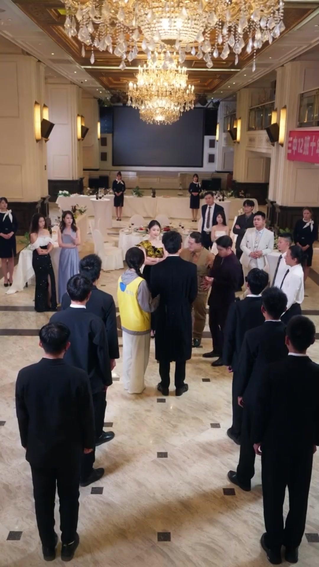 Mimada pelo Famoso Presidente