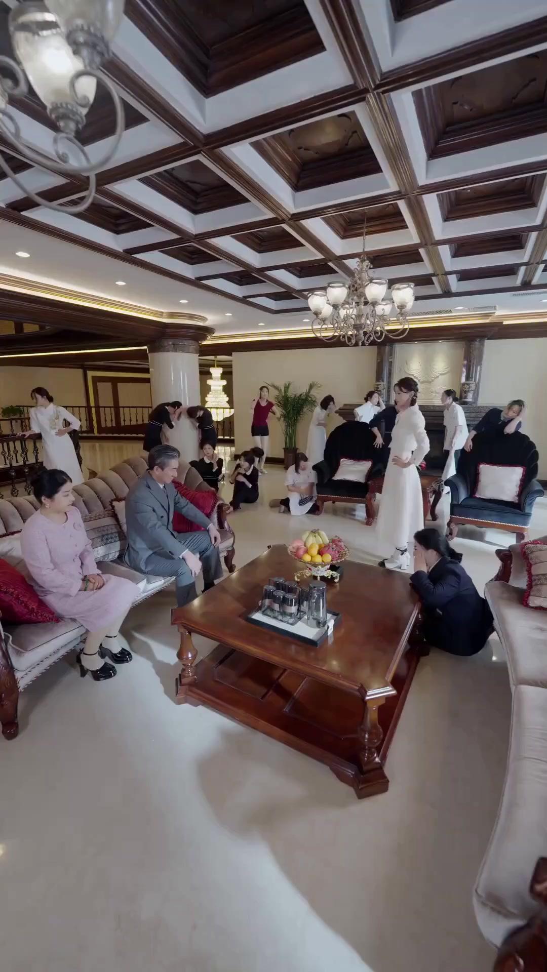 (พากย์เสียง) แต่งผิดคน แต่รักถูกใจ