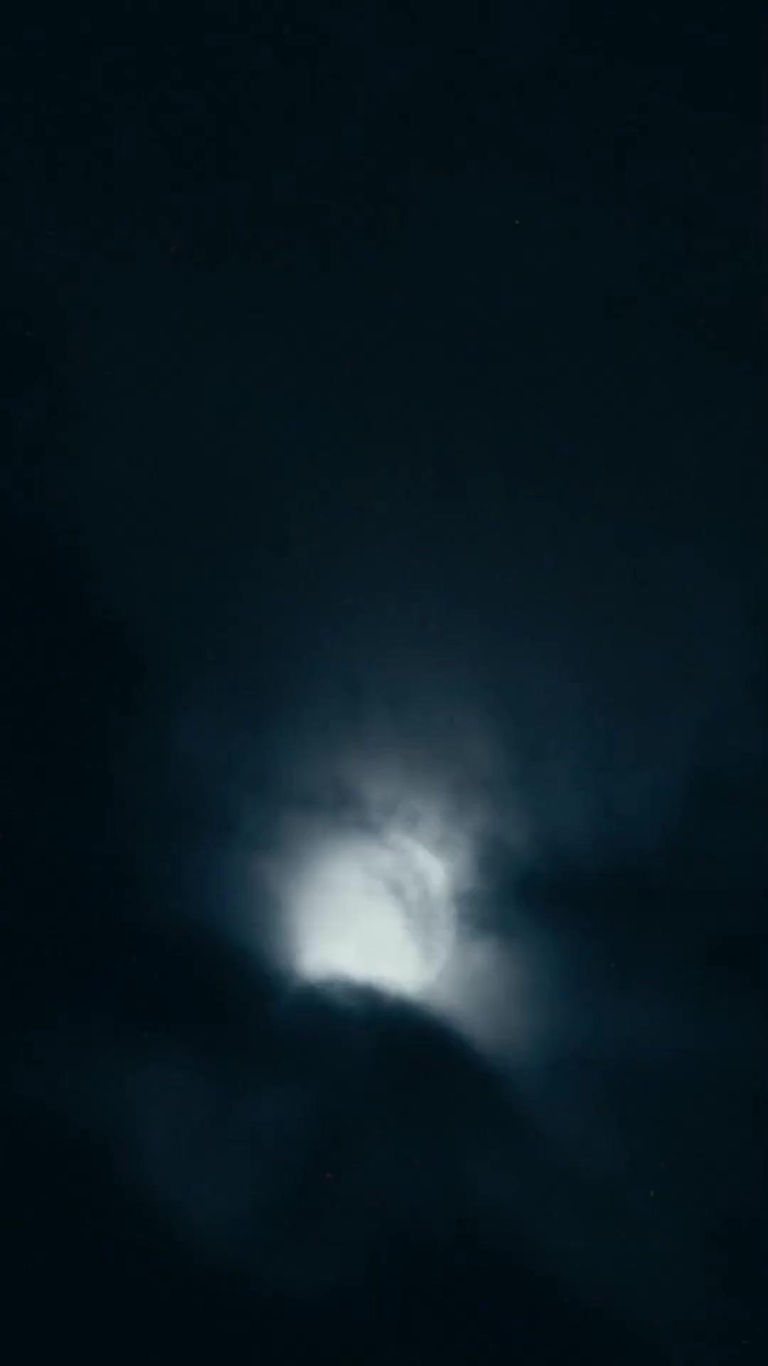 (พากย์เสียง) เหนือราชันคืนบัลลังก์รัก