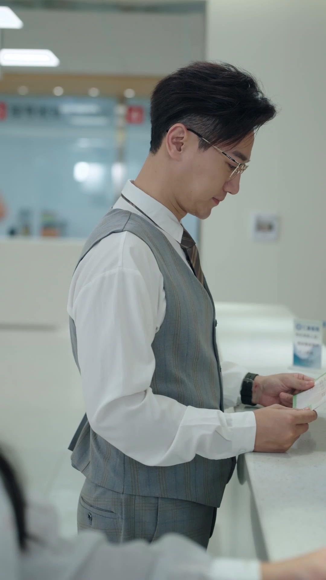 VÉRITÉ AUX CENDRES