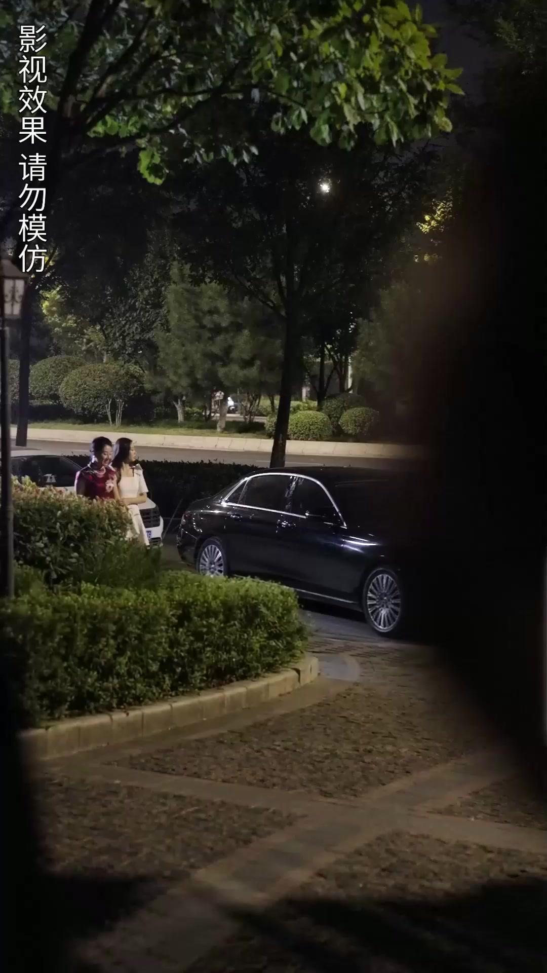 Setelah Putus, Aku Jadi Kekasih Pamannya