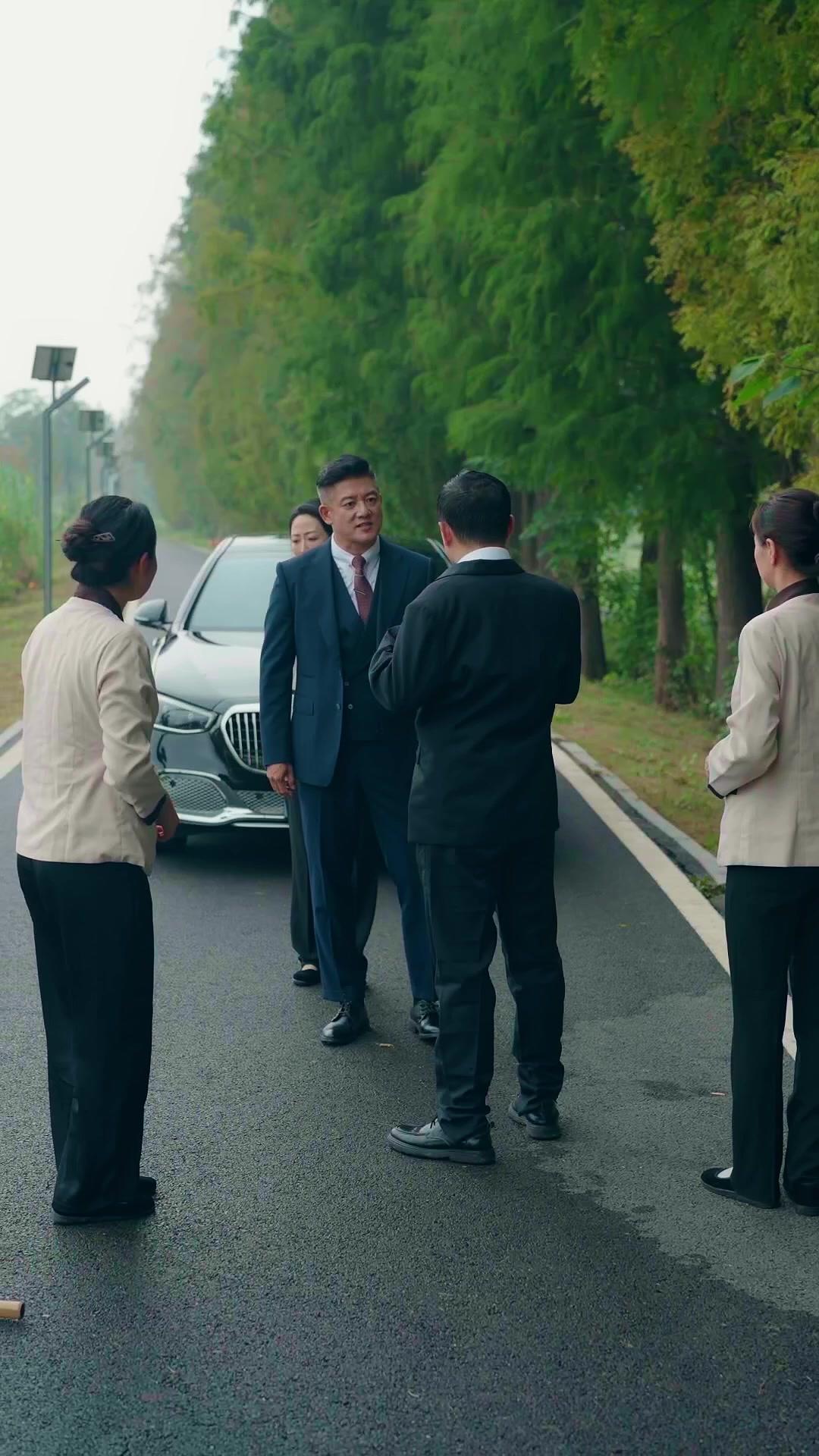 Pretend Amnesia, Real Love