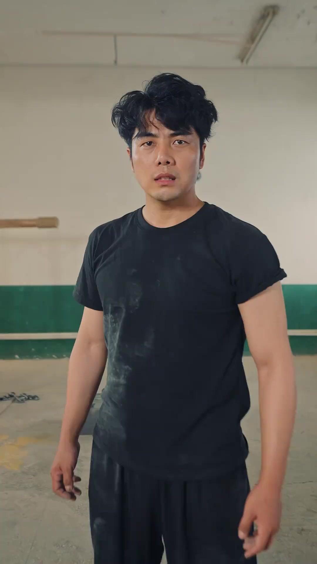 (Dubbed)The Janitor's Mighty Fist