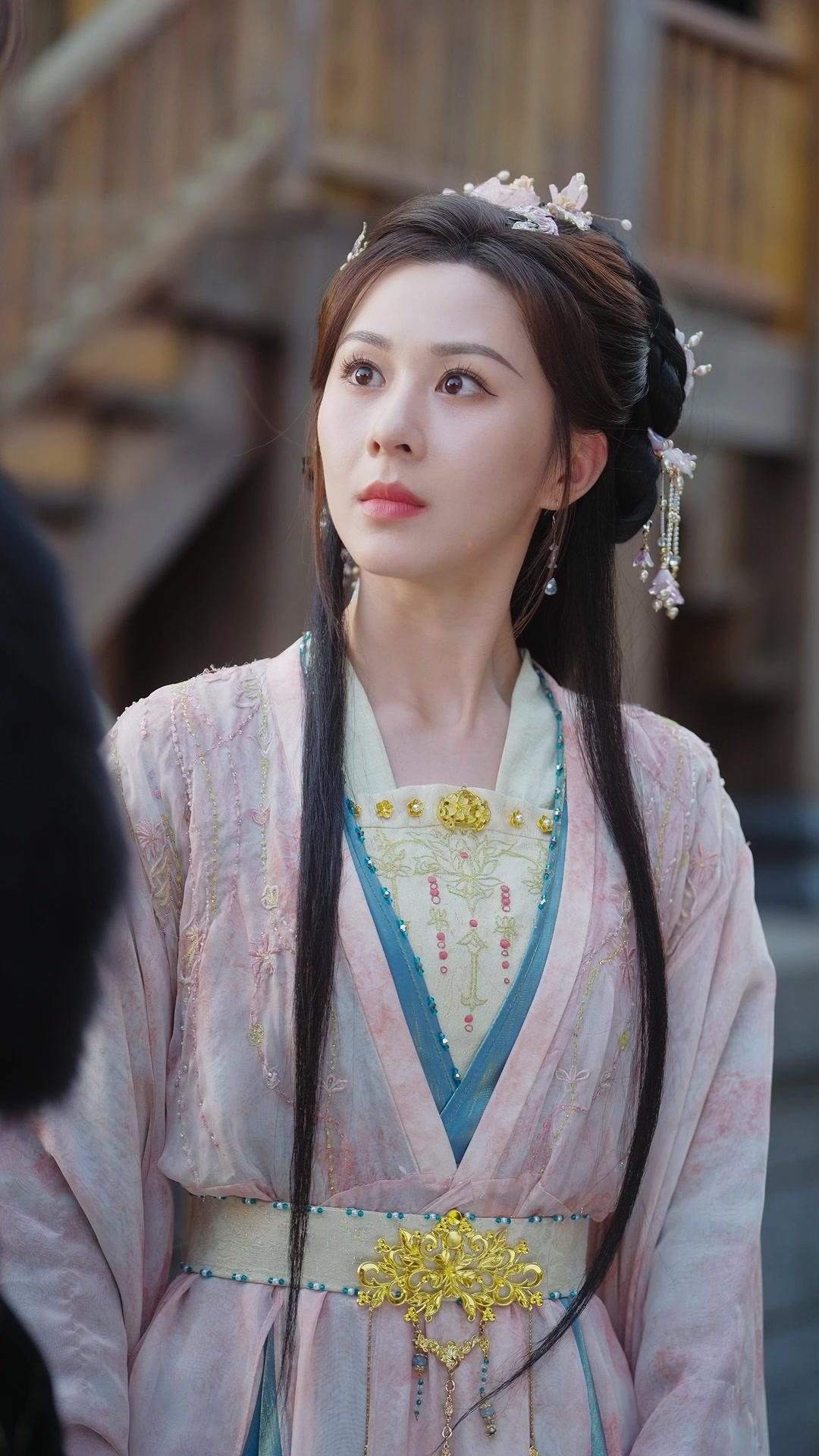 Malam Itu Bersama Sang Adipati