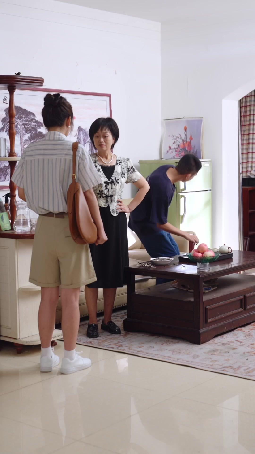 Paman Ini Terlalu Berbahaya