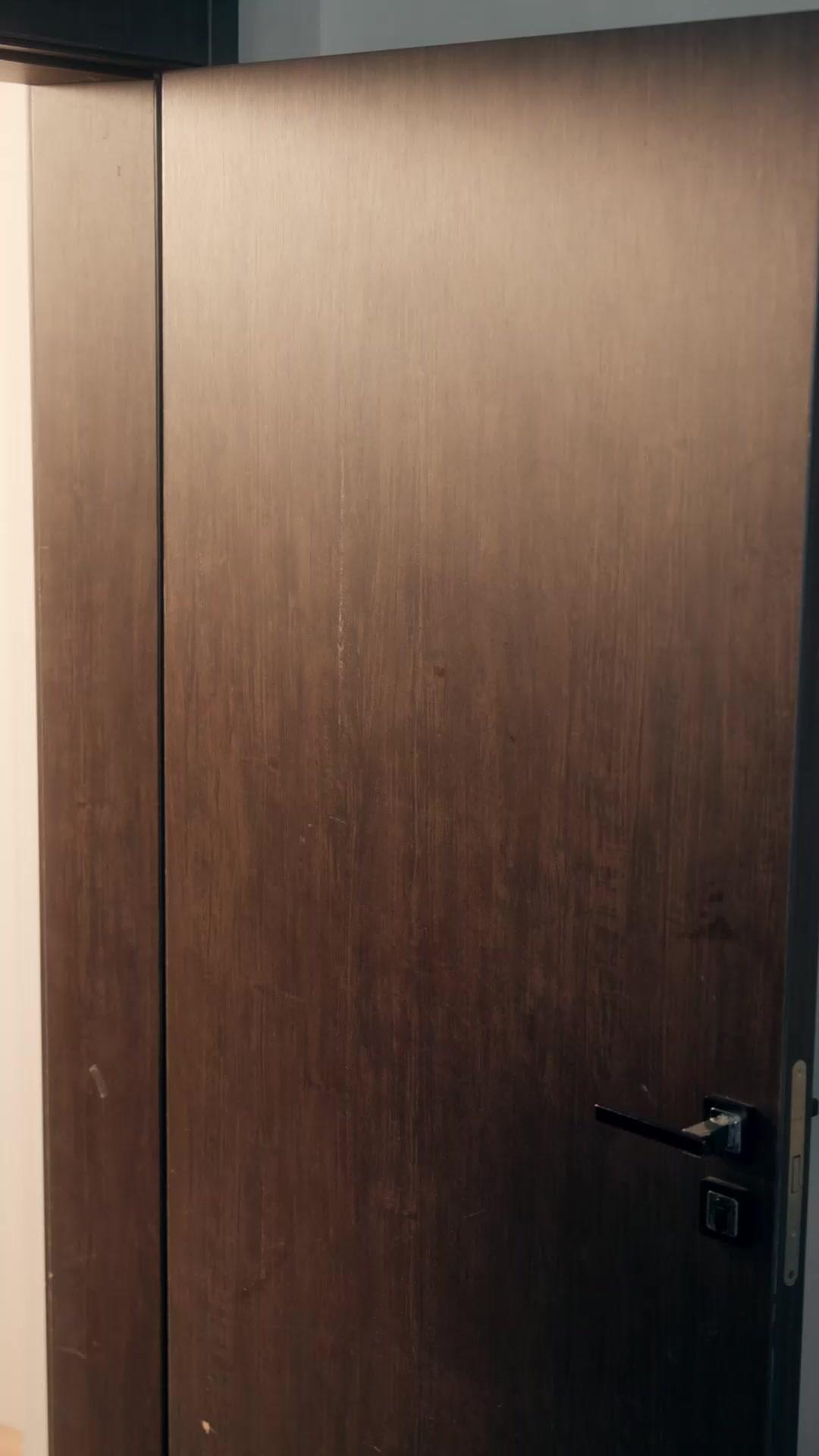 Bye, Crying Ex. Hi, Shining Life