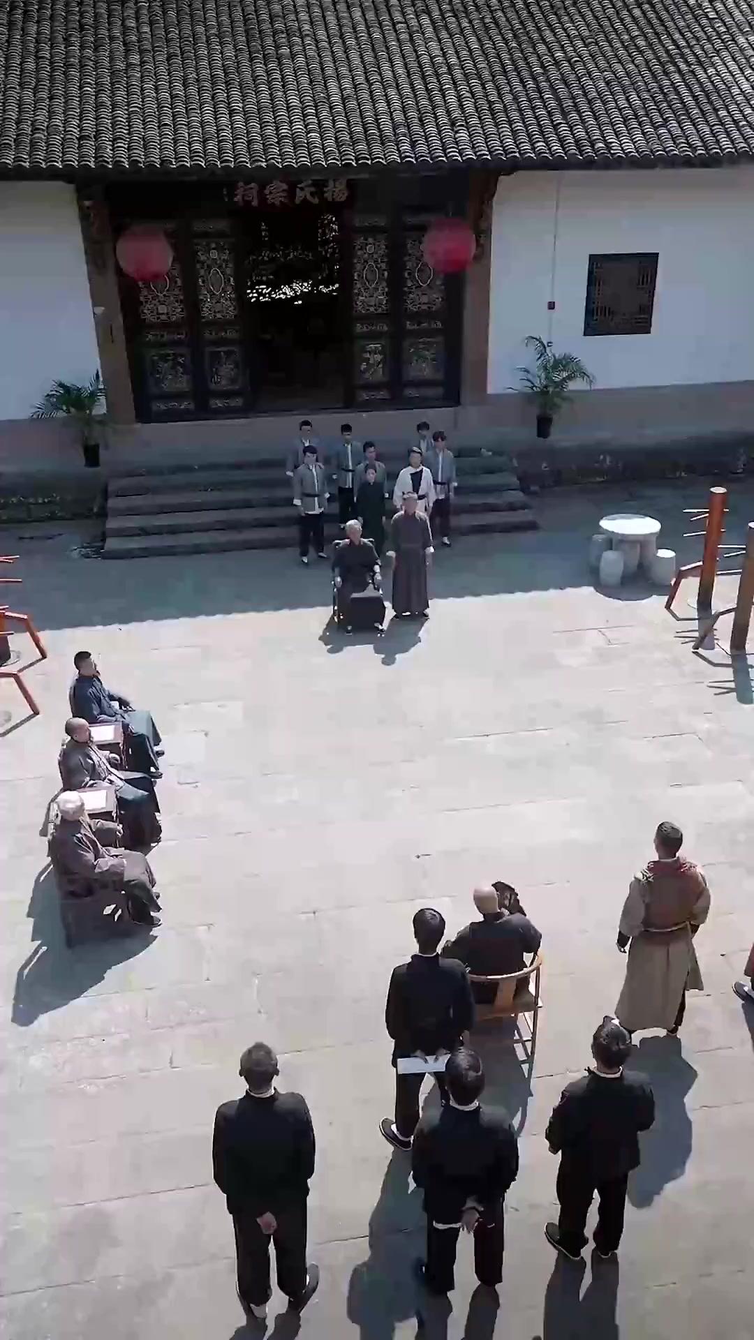 (مدبلج)نور الحريري، القبضة التي لا تُقهر