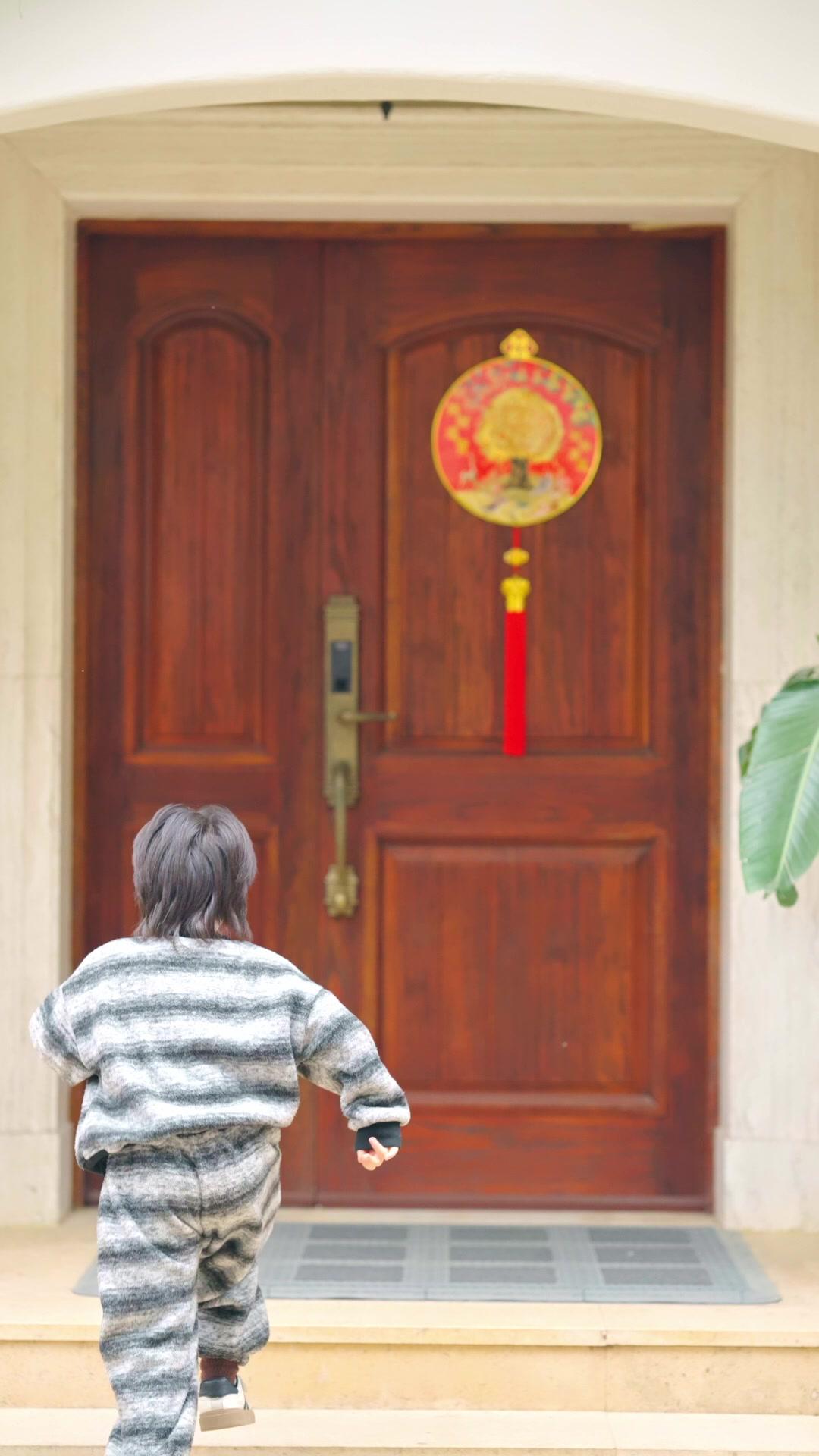 Bonda Lima: Gagah Dan Menawan