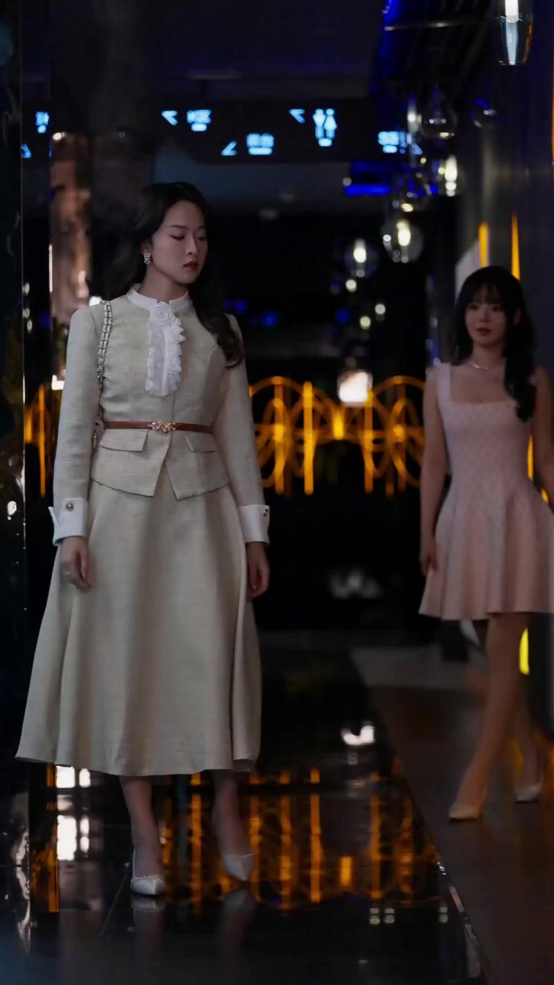 Runtuhnya Sandiwara Adikku