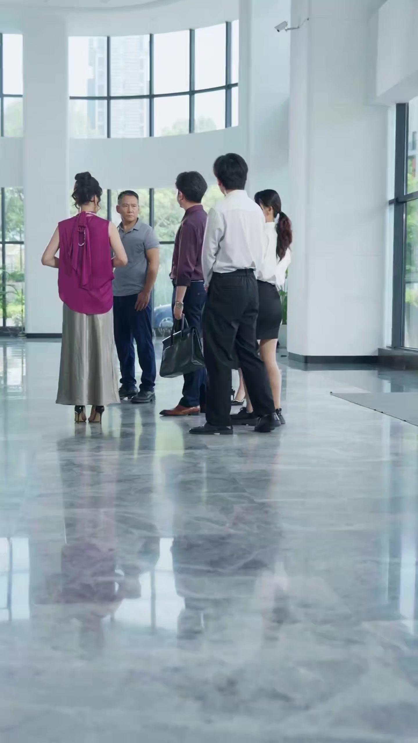 Reencontro e Confronto: Pai e Filho vs. Mal