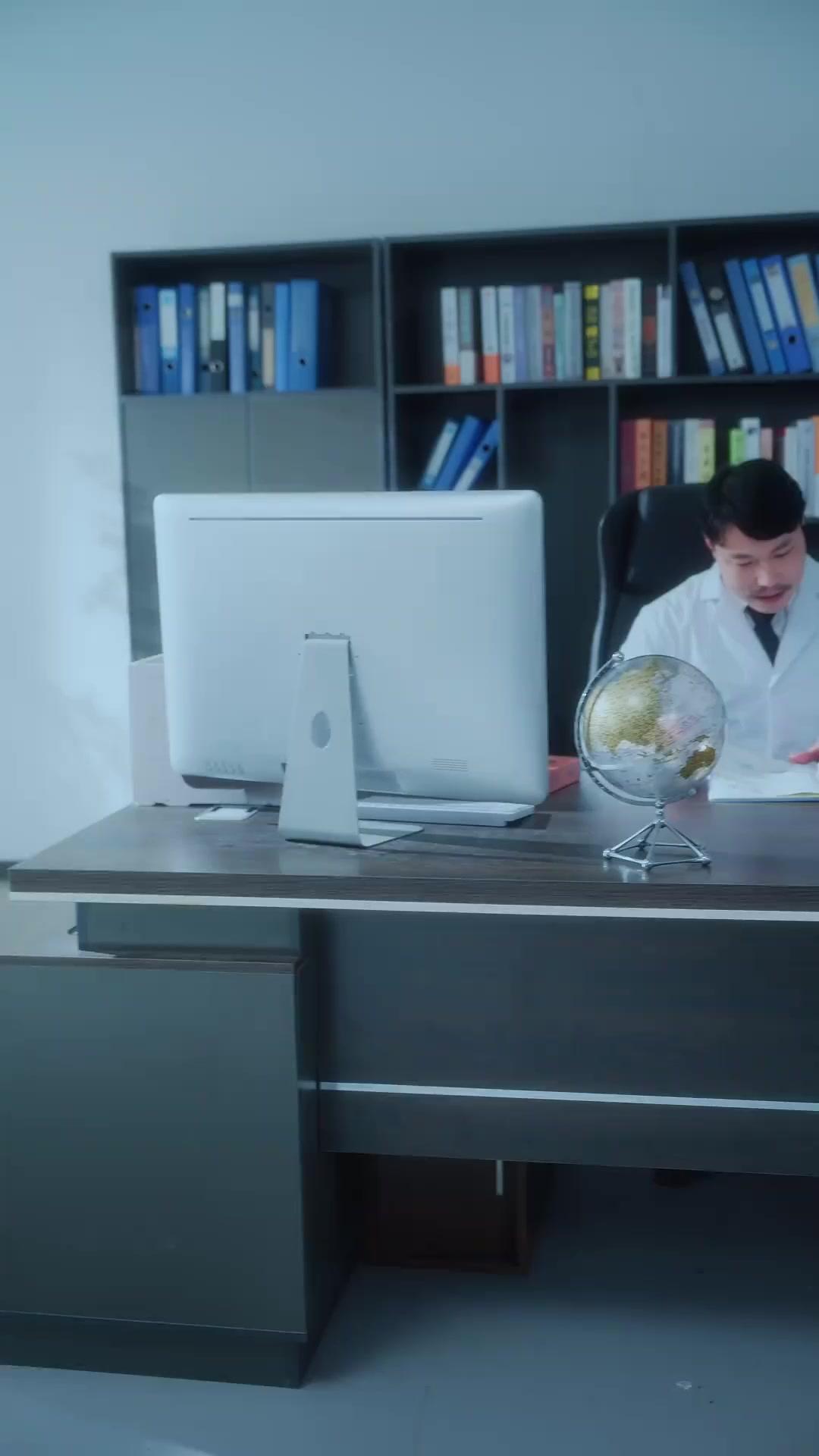 Kabut Tersebar Angin