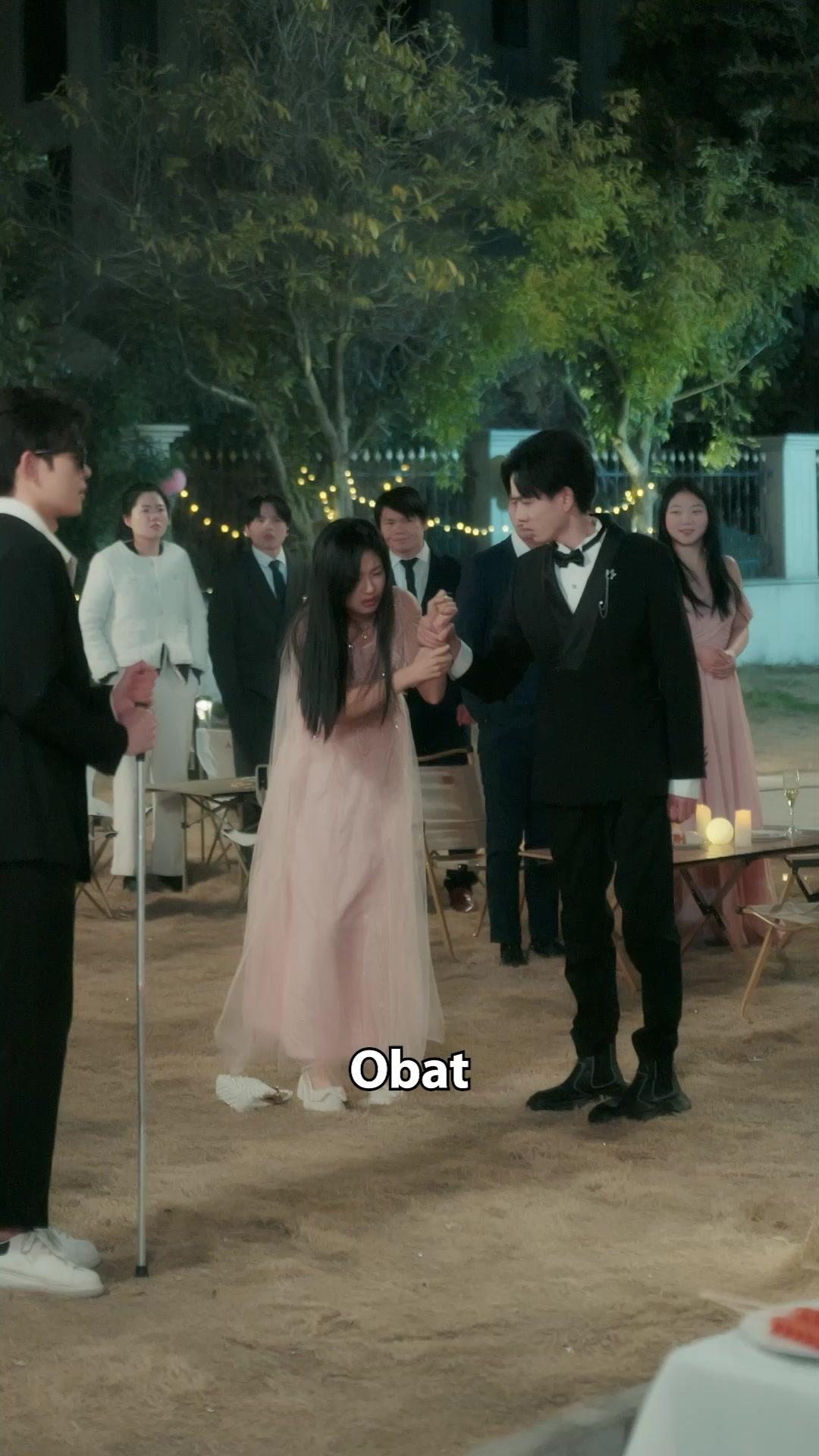 (Sulih suara)Para kakak yang sedih karena kepergianku