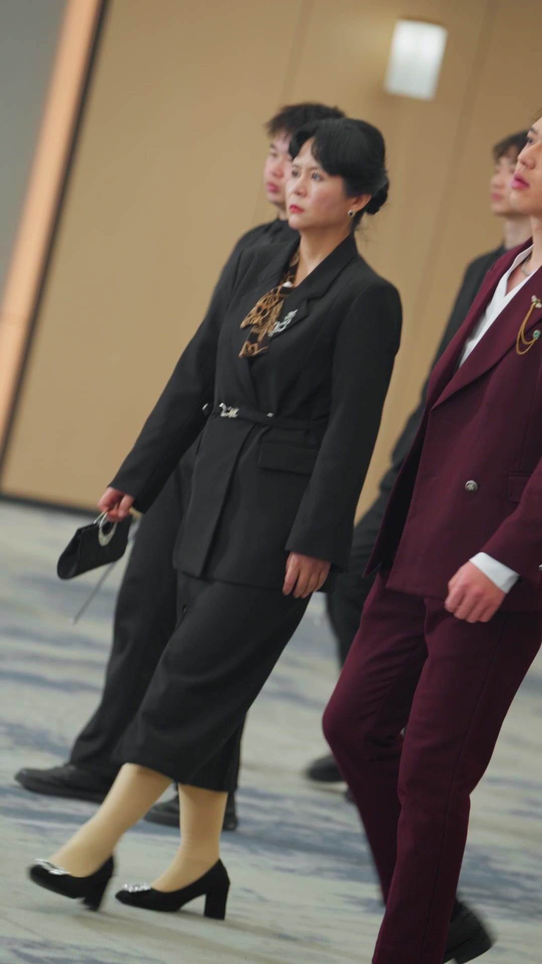 Step Aside, the Real Heir is Back