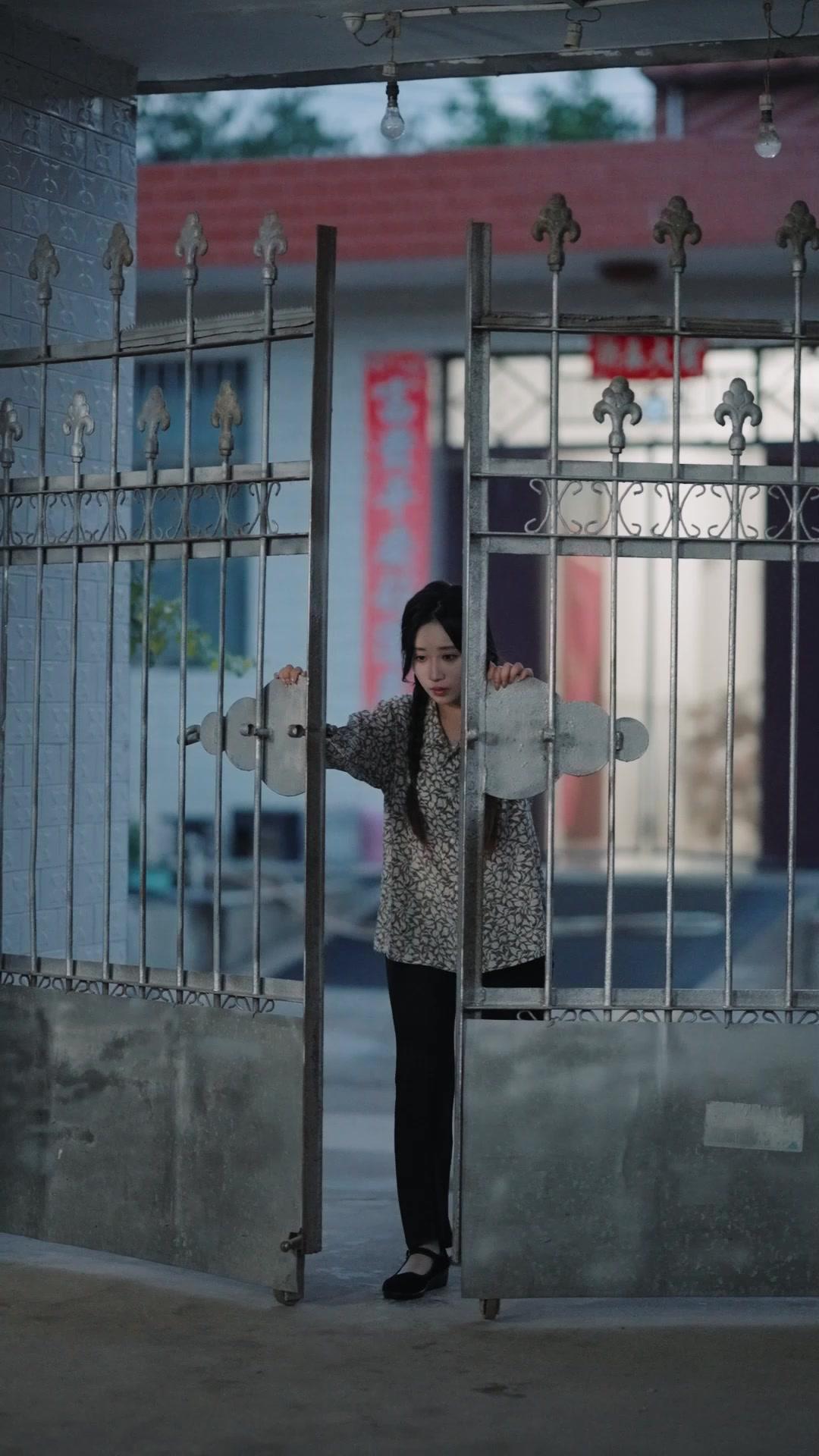 Dusta Orang Tua, Dendam Putri Terkaya