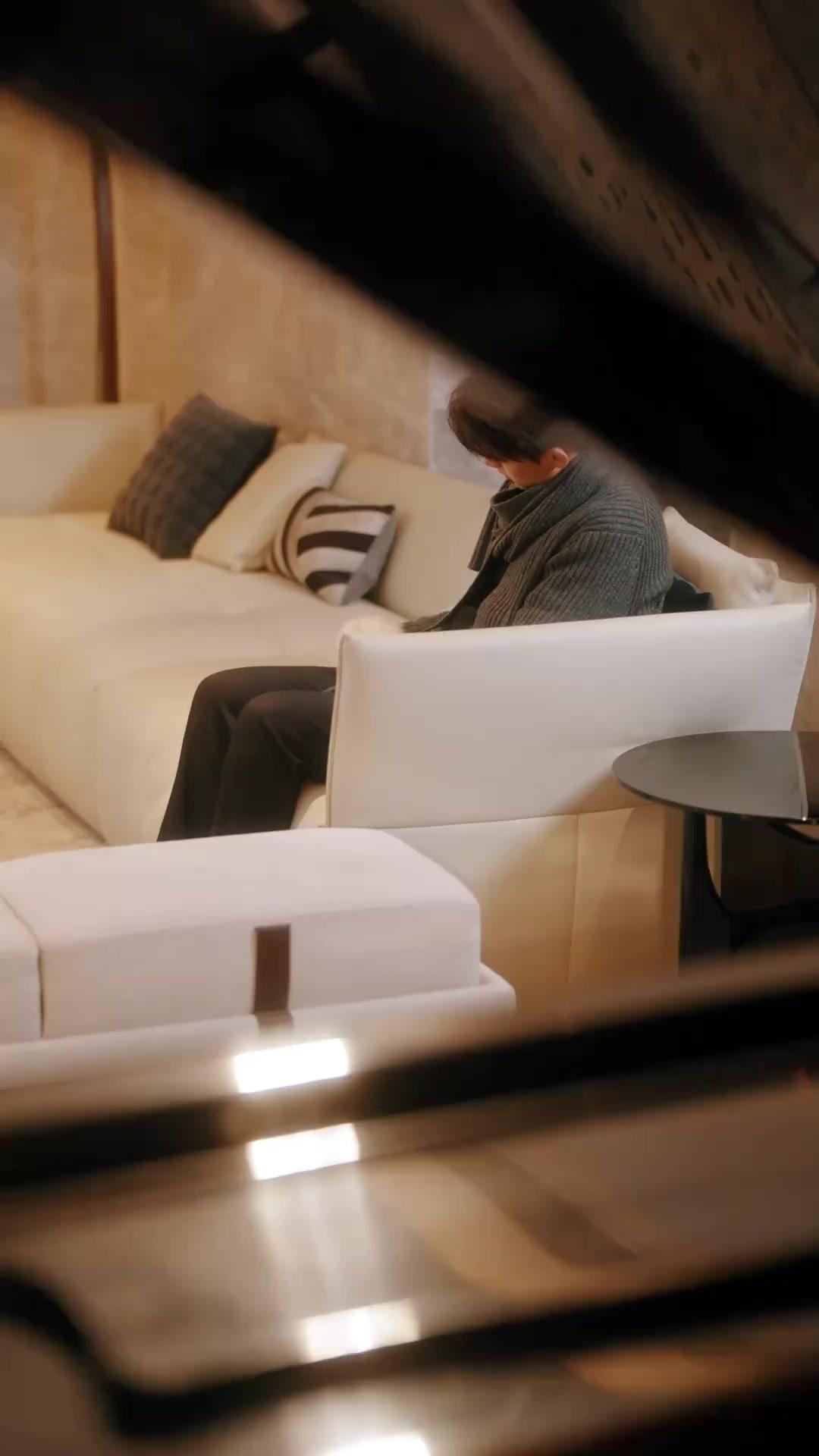 (吹き替え) 俺の死で終わるはずの愛