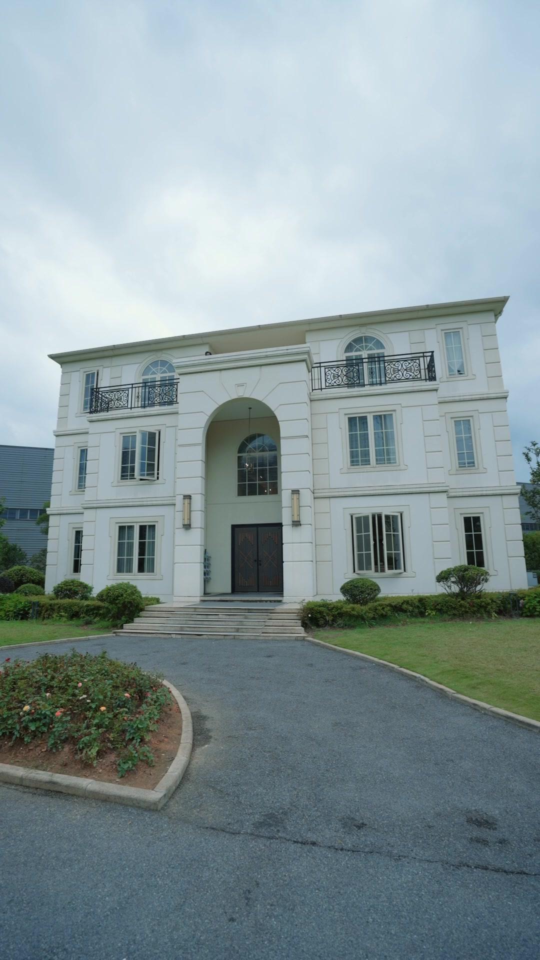 หลังจำคุก 3 ปี คุณหนูระเบิดแค้น