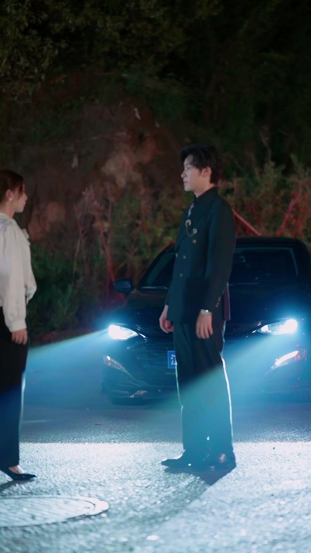 Istri Kontrak Sang CEO