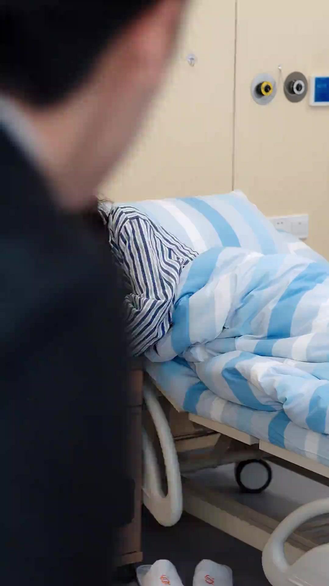 (Doblado) ¿No soy su esposa legítima?