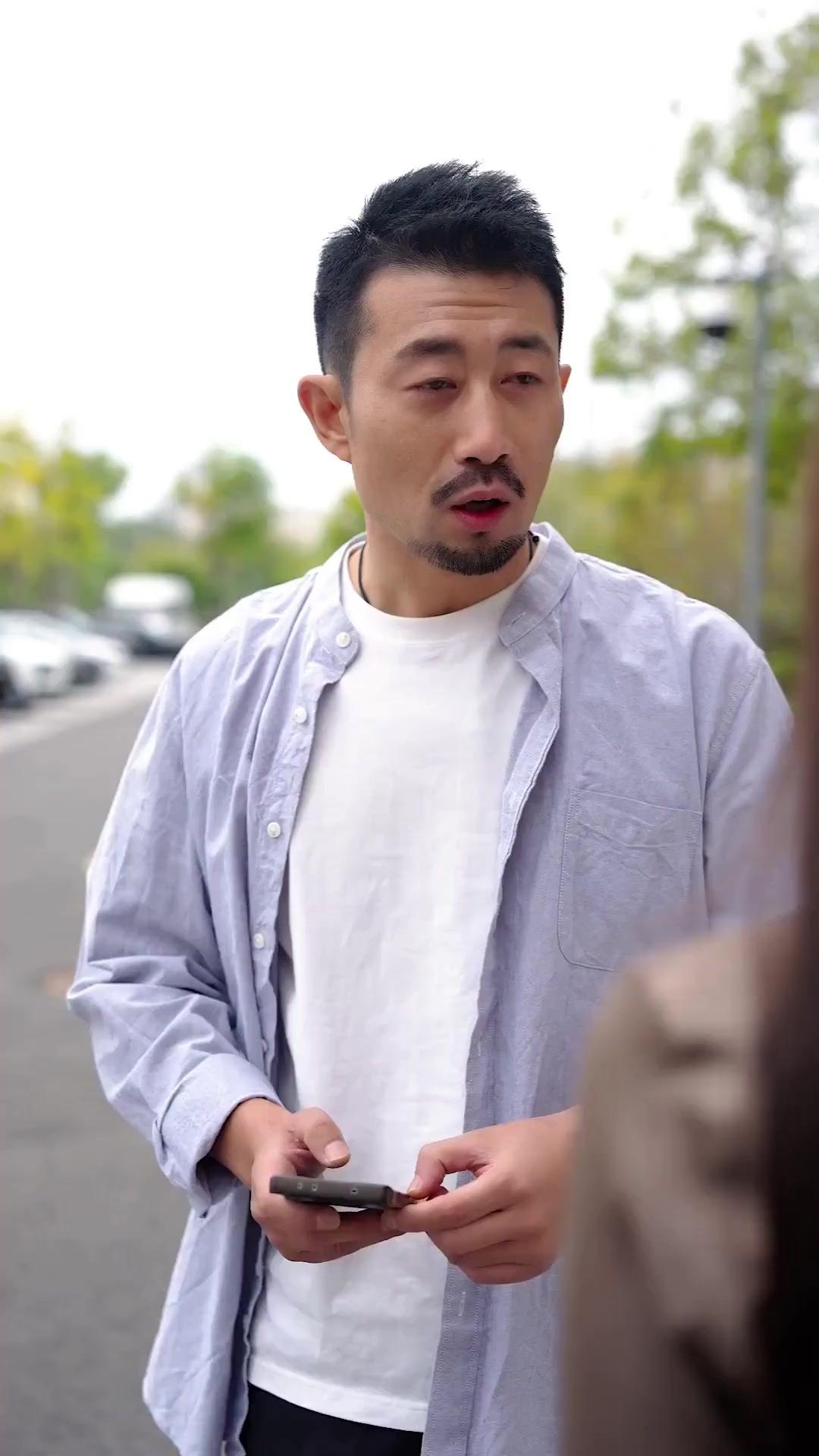 (Dubbed) Oh Yeah! Crazy Cashback, Crazier Girls