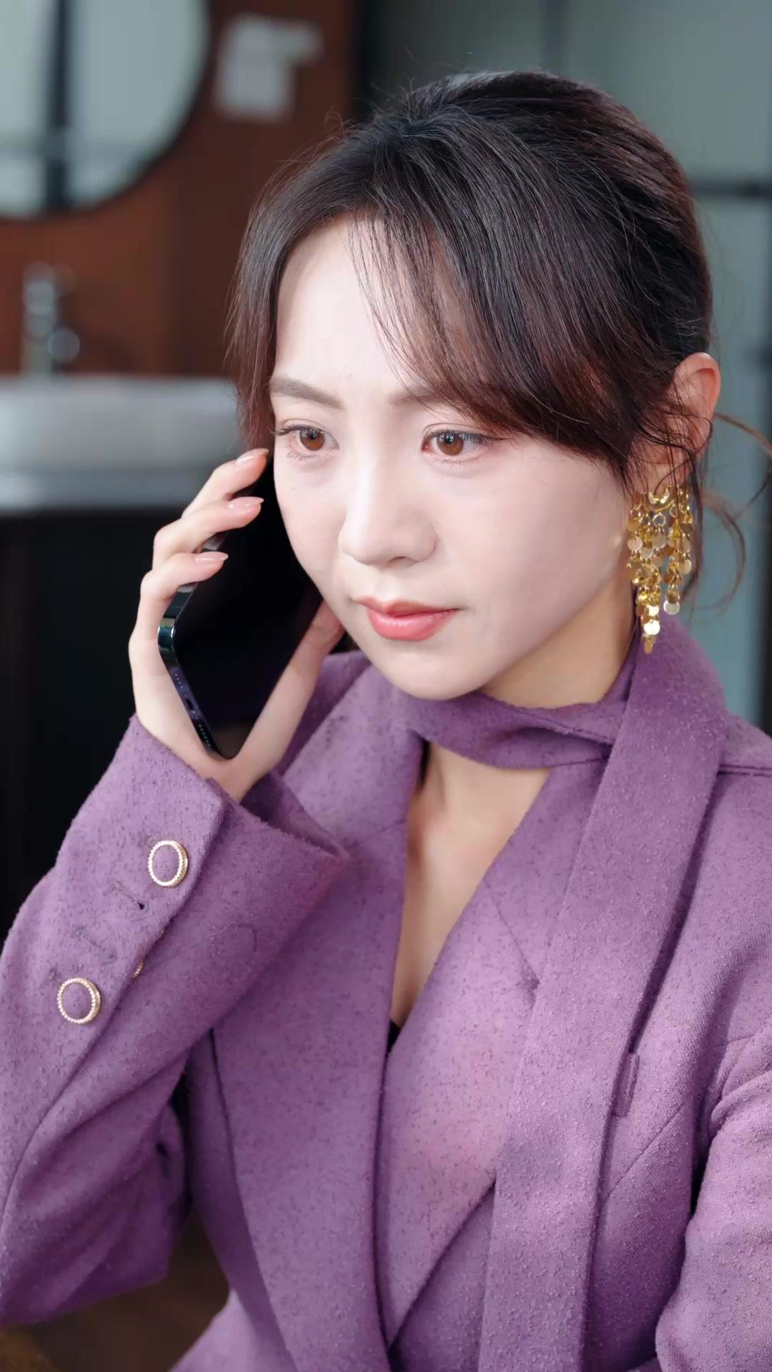 Ex's Revenge? She Came Back with Mini-Me's!