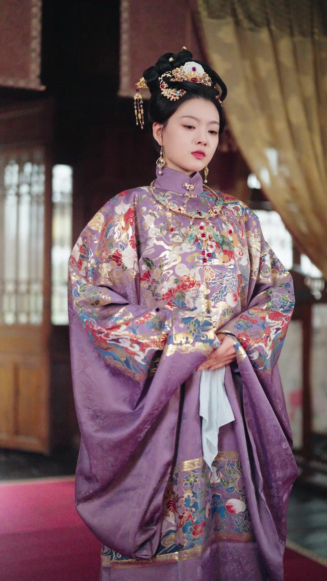 Renací y me casé con su tío