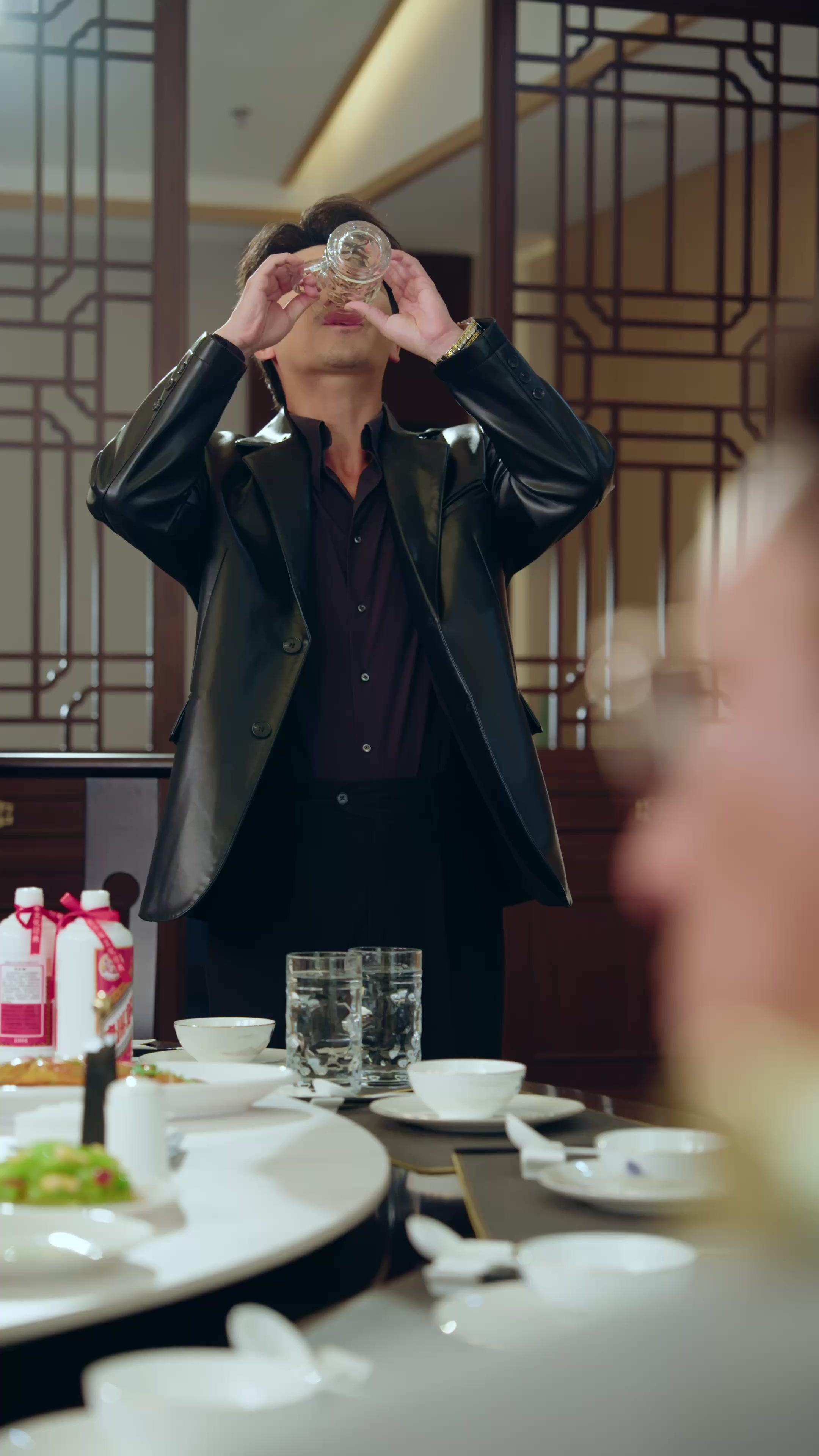 Phó Thác Cốt Nhục