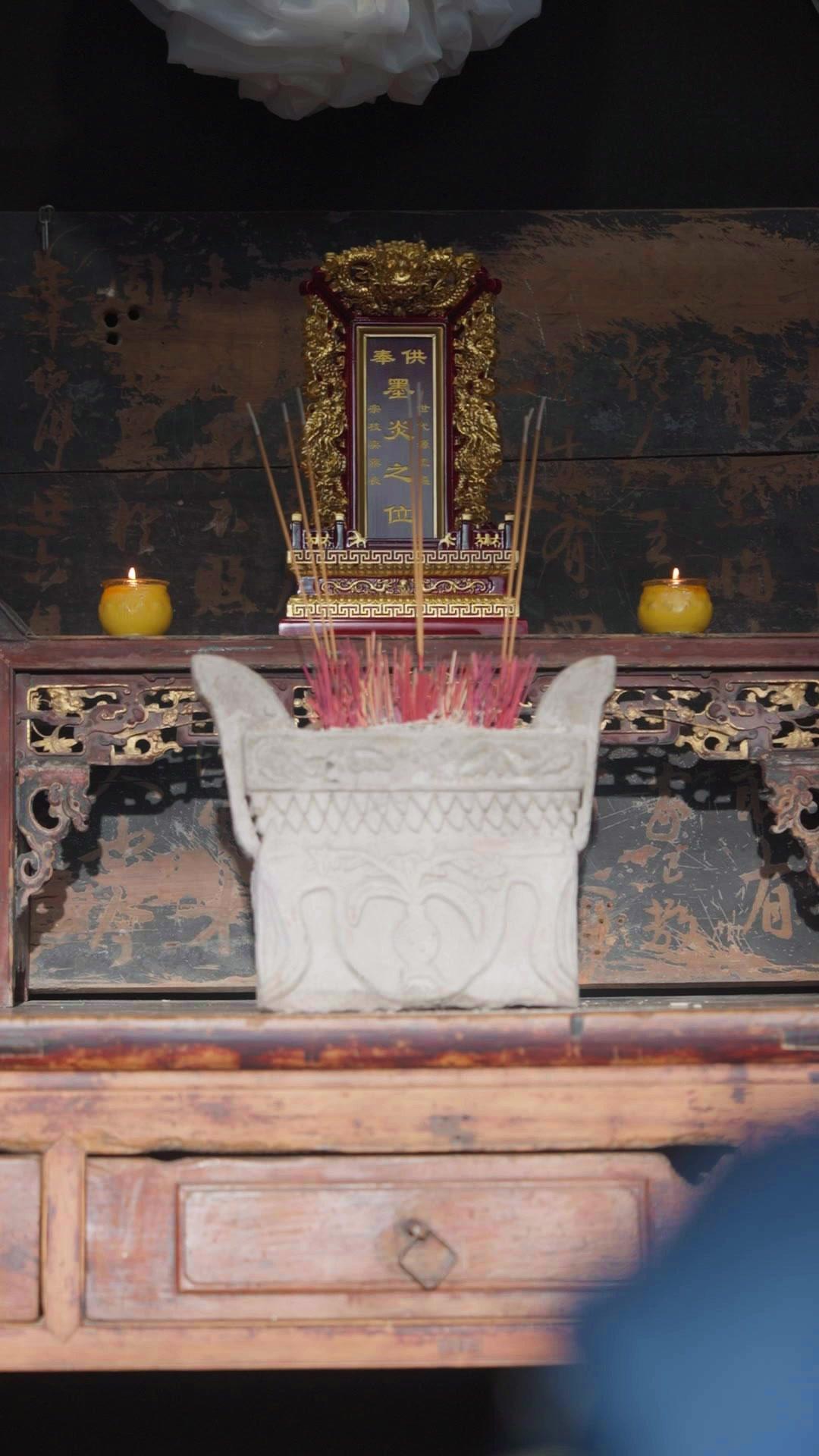 Turun Gunung Demi Cinta