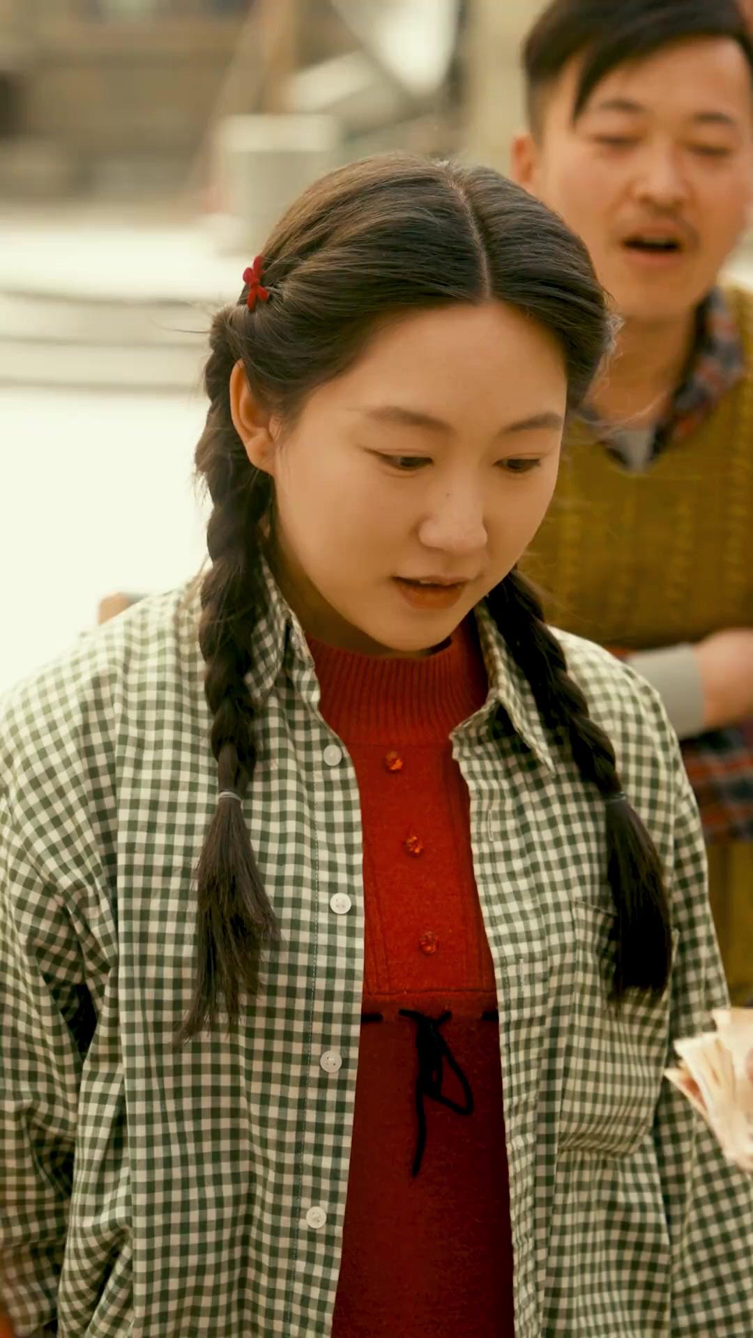 Dilahirkan Semula di Tahun 70an: Isteri Gemuk Ingin Bangkit Semula