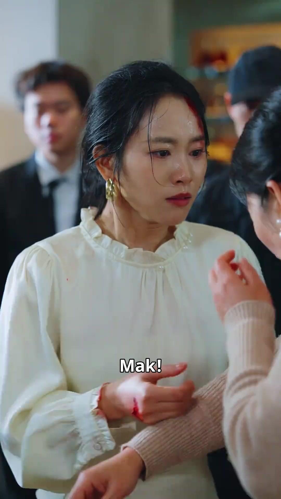 (Dubbing) Cinta Kotor Beraroma Anggur