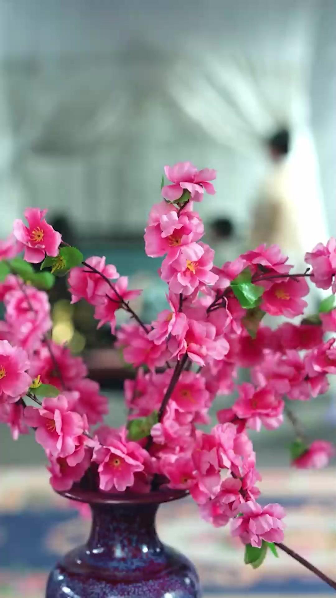 Yüce Altın Ejder'in Doğumu ve İntikam Ateşi