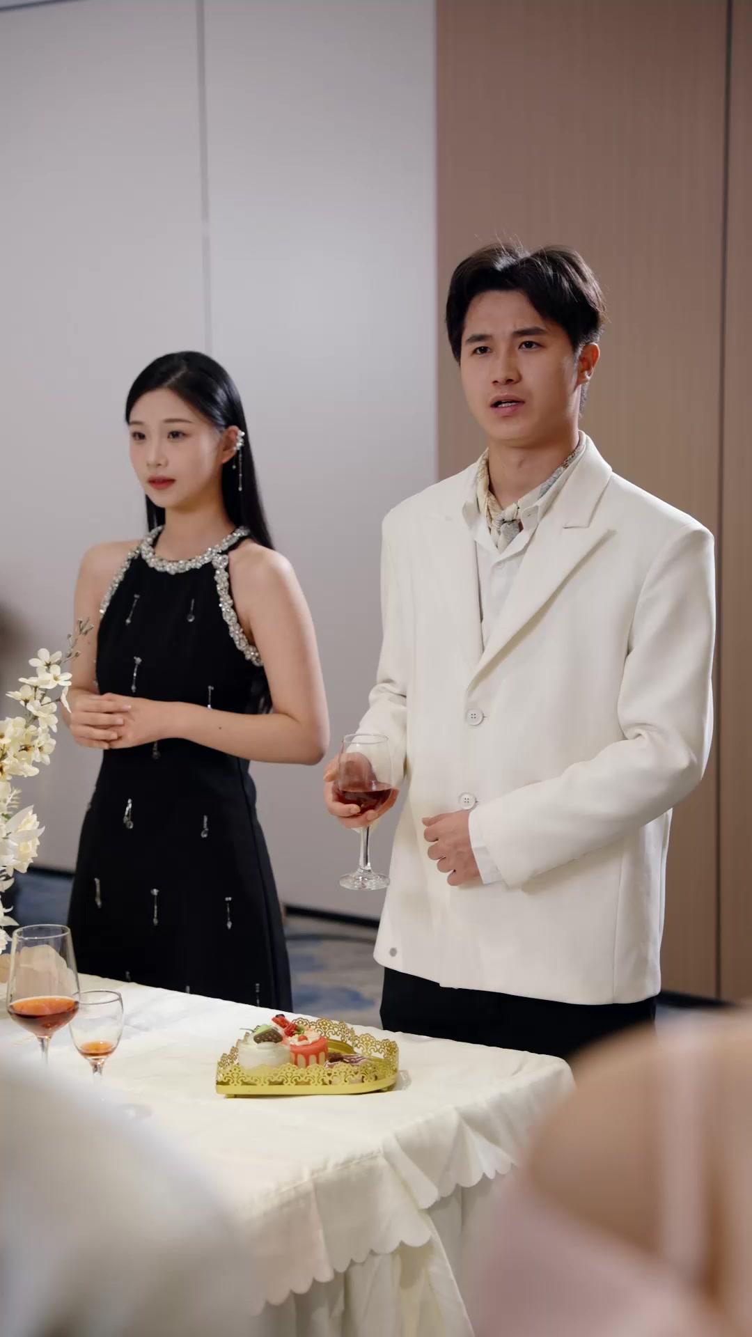 Don't Mess With the Genius Heiress